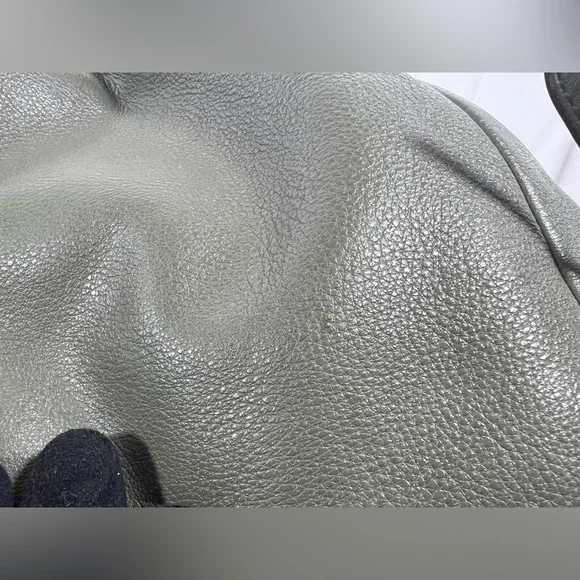 4019: Coach Olive Green Pebbled Leather Drawstring Backpack - Picture 8 of 13